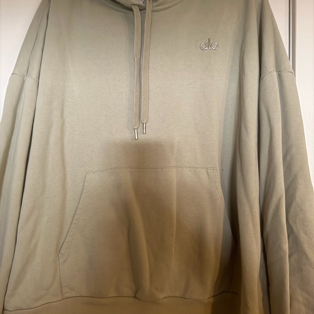 Alo Oversized Hoodie in Limestone